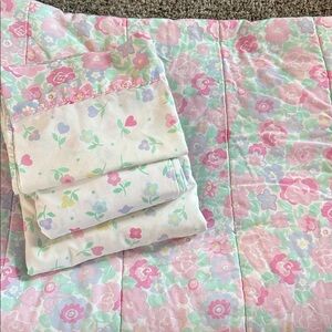 Floral Pastel Twin Bedding Set